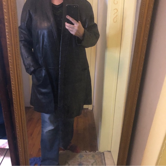 Leather vintage jacket. Oversized small. Fits Large - Picture 2 of 12